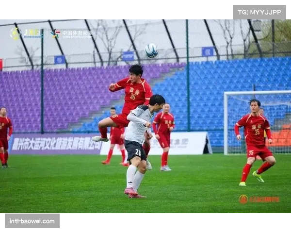 雨中激战,成都凤凰山球场排水系统经受住开赛以来最强降雨考验